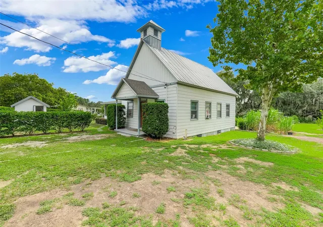 3rd image of 13234 South Carolina Ave, Astatula, FL 34705 | MLS# G5115824