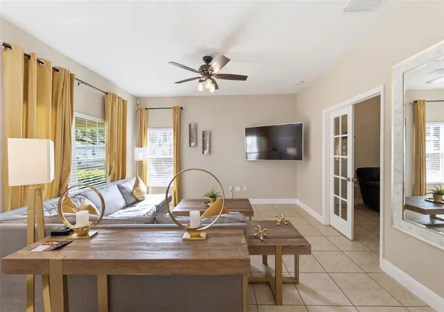 5th image of 205 E Kirby St, Tampa, FL 33604 | MLS# TB8534593