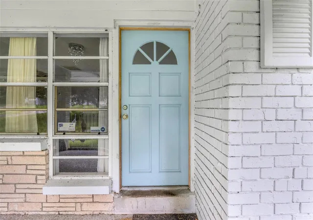 Photo 3 of Single family home for sale at 1148 Pearl View Dr, Altamonte Springs, FL 32714 | MLS# TB8534594 | Listing updated on 2026-10-03
