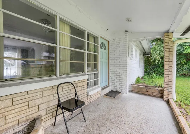 Photo 4 of Single family home for sale at 1148 Pearl View Dr, Altamonte Springs, FL 32714 | MLS# TB8534594 | Listing updated on 2026-10-03