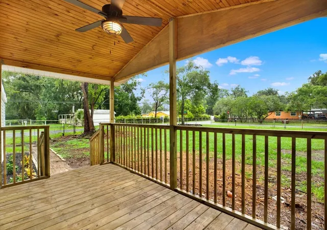 Photo 2 of Manufactured home for sale at 5801 Myrtle Ln, Tampa, FL 33625 | MLS# TB8534596 | Listing updated on 2026-09-04
