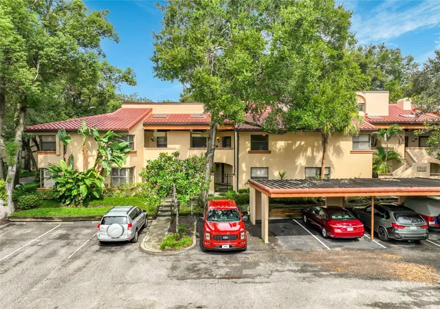 Photo 4 of Condo for sale at 1211 Salerno Ct #1211, Orlando, FL 32806 | MLS# S5154768 | Listing updated on 2026-10-10