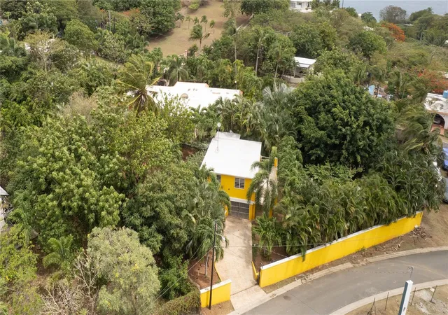 Photo 2 of Single family home for sale at 615 Bravos De Boston, Vieques, PR 00765 | MLS# PR9123119 | Listing updated on 2026-08-02