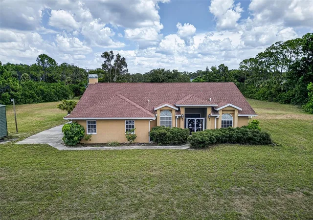 Photo 3 of Single family home for sale at 105 Jacaranda Blvd, Venice, FL 34292 | MLS# N6145225 | Listing updated on 2026-08-14