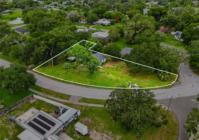 Photo 3 of Single family home for sale at 730 Westover Pkwy, Bartow, FL 33830 | MLS# P4939473 | Listing updated on 2026-10-28