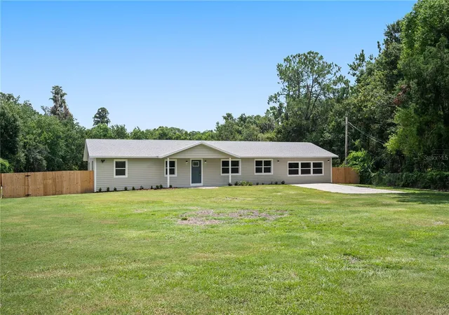 Photo 1 of Single family home for sale at 11033 Sherrouse Rd, Lakeland, FL 33810 | MLS# L4963946 | Listing updated on 2026-10-02