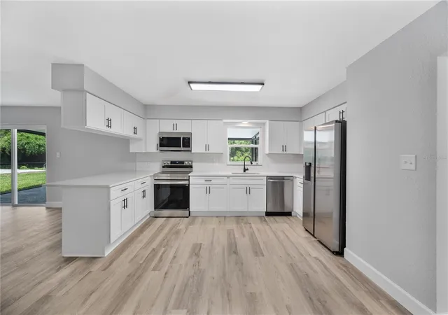 Photo 3 of Single family home for sale at 11033 Sherrouse Rd, Lakeland, FL 33810 | MLS# L4963946 | Listing updated on 2026-10-02