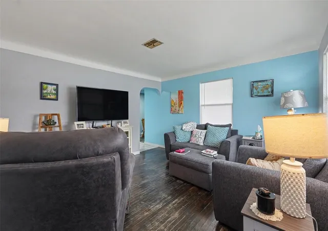 Photo 3 of Single family home for sale at 2311 35th Street S, Saint Petersburg, FL 33711 | MLS# TB8534617 | Listing updated on 2026-10-01