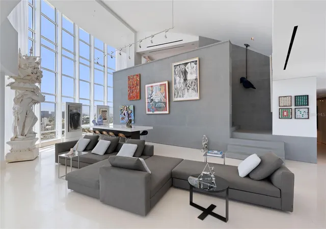 Photo 4 of Condo for sale at 1052 Ashford Ave #18, San Juan, PR 00907 | MLS# PR9123120 | Listing updated on 2026-08-07