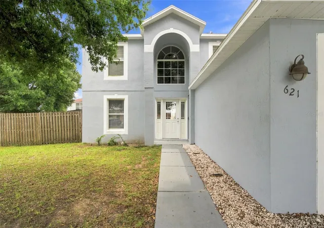 Photo 2 of Single family home for sale at 621 Juillac Way, Kissimmee, FL 34759 | MLS# O6429743 | Listing updated on 2026-10-22