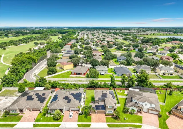 3rd image of 1083 Dusty Pine Dr, Apopka, FL 32703 | MLS# O6429753