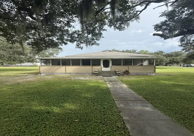 Photo 1 of Single family home for sale at 275 Temple St, Mulberry, FL 33860 | MLS# A4701708 | Listing updated on 2026-10-01