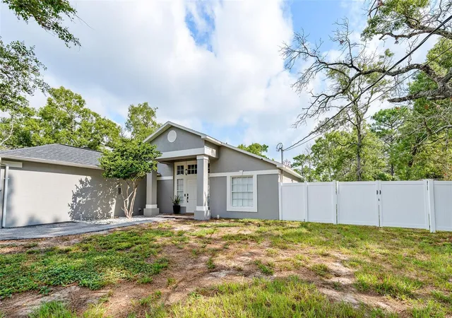 2nd image of 11225 Flower Ave, Weeki Wachee, FL 34613 | MLS# TB8534685
