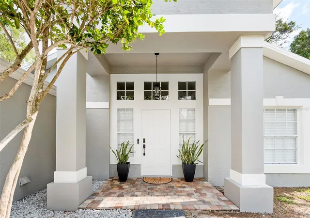 3rd image of 11225 Flower Ave, Weeki Wachee, FL 34613 | MLS# TB8534685