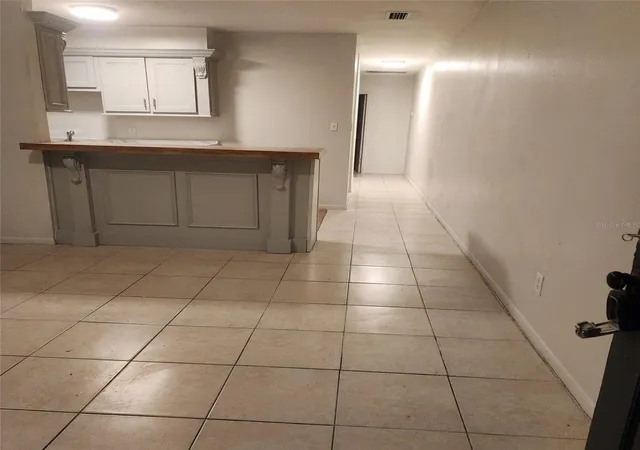 2nd image of 1205 E 99th Ave, Tampa, FL 33612 | MLS# R4911737