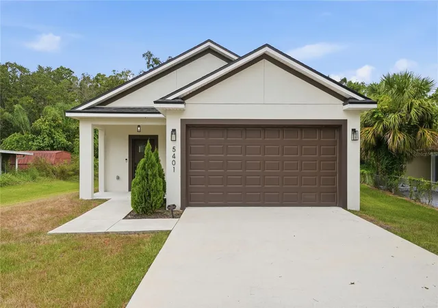 Photo 2 of Single family home for sale at 5401 Old Cheney Hwy, Orlando, FL 32807 | MLS# O6429786 | Listing updated on 2026-10-07