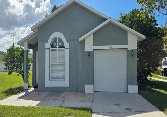 Single family home for sale at 2160 Eola Ct, OVIEDO, FL 32765 | MLS# O6429790