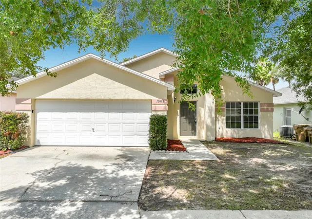 Photo 1 of Single family home for sale at 1005 Winding Water Way, Clermont, FL 34714 | MLS# C7529062 | Listing updated on 2026-10-22