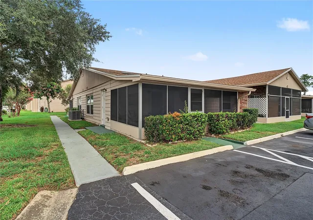 2nd image of 1001 Plantation Dr #C1, Kissimmee, FL 34741 | MLS# O6429793