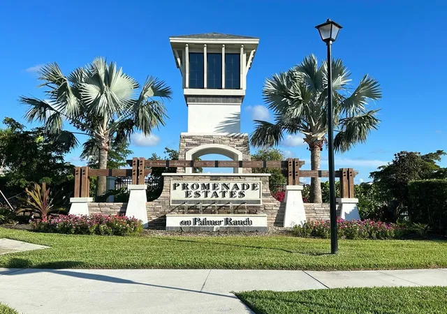 2nd image of 12760 Lateral Root Dr, Sarasota, FL 34238 | MLS# A4701716