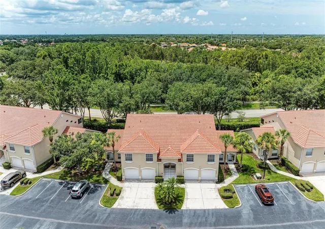 Photo 2 of Condo for sale at 7126 Cedar Holw Cir, Bradenton, FL 34203 | MLS# A4701717 | Listing updated on 2026-08-01