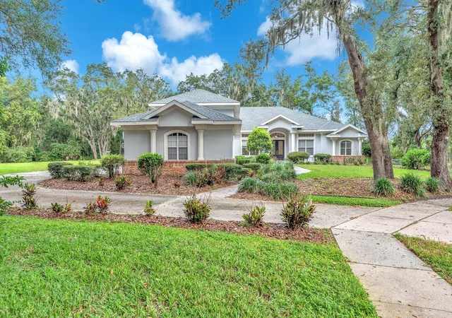 Photo 3 of Single family home for sale at 6034 Hammock Hill Ave, Lithia, FL 33547 | MLS# TB8534714 | Listing updated on 2026-10-07