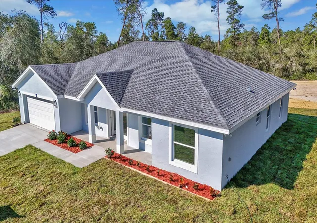 Photo 3 of Single family home for sale at 17540 SW 17th Circle, Ocala, FL 34473 | MLS# OM729564 | Listing updated on 2026-08-05