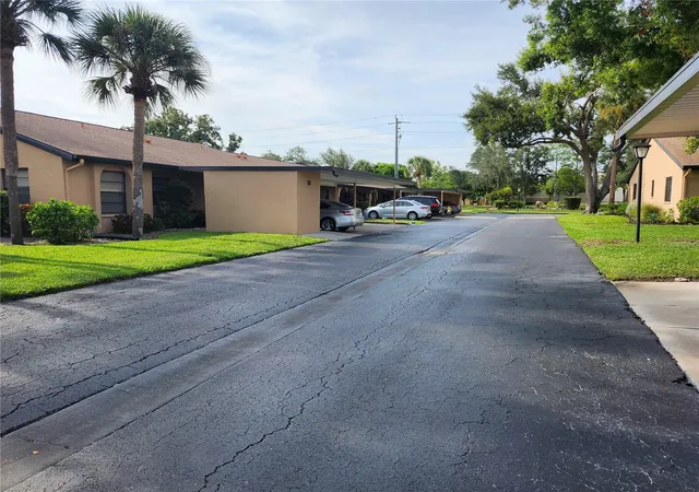14th image of 2808 60th Ave W #302, Bradenton, FL 34207 | MLS# A4701732