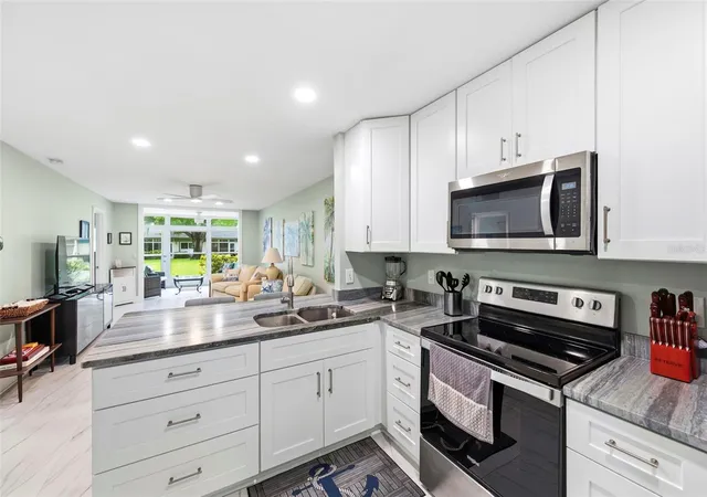 5th image of 4651 Lake Villa Dr, Clearwater, FL 33762 | MLS# TB8534734