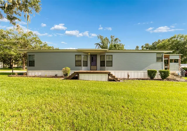 2nd image of 6325 Oakview Ln, Lakeland, FL 33811 | MLS# TB8534735