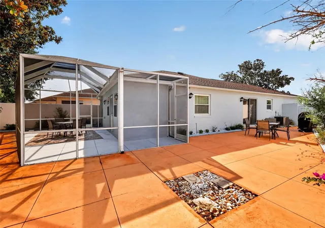 Photo 3 of House for sale at 1717 Francisco St, Lady Lake, FL 32159 | MLS# G5115846 | Listing updated on 2026-10-09