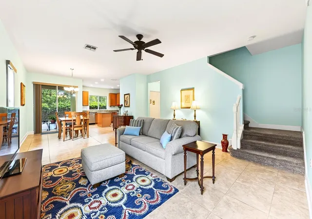 3rd image of 5585 Rutherford Pl, Oviedo, FL 32765 | MLS# O6429838