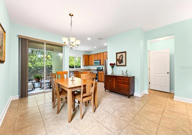 4th image of 5585 Rutherford Pl, Oviedo, FL 32765 | MLS# O6429838