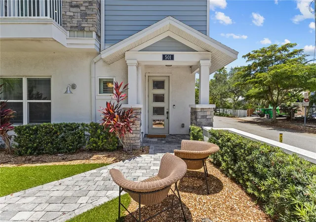 1st image of 501 Lafayette Ct, Sarasota, FL 34236 | MLS# A4701749