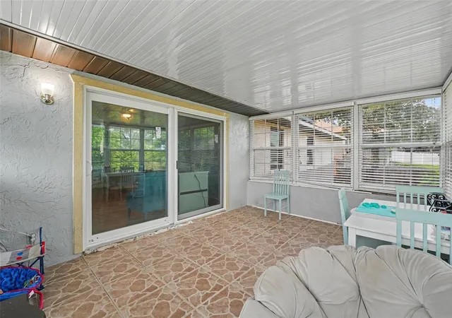 14th image of 818 Cambridge Wy, Lake Wales, FL 33853 | MLS# TB8534790
