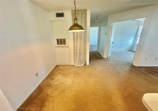 Photo 4 of Condo for sale at 2550 N Alafaya Trl #3304, Orlando, FL 32826 | MLS# O6429860 | Listing updated on 2026-08-24