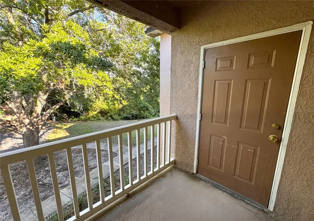 Photo 3 of Condo for sale at 10519 Villa View Cir #10519, Tampa, FL 33647 | MLS# O6429862 | Listing updated on 2026-09-30