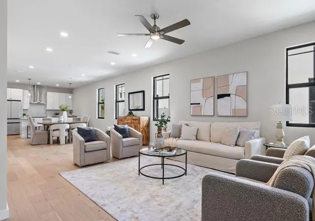 Photo 3 of Sale Pending at 435 11th Avenue S, Saint Petersburg, FL 33701 | MLS# TB8534811 | Listing updated on 2026-08-01