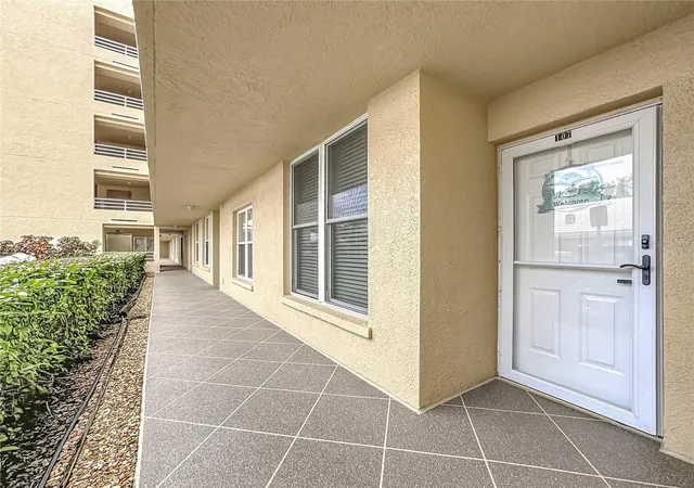 2nd image of 3750 Pinebrook Cir #107, Bradenton, FL 34209 | MLS# A4701763