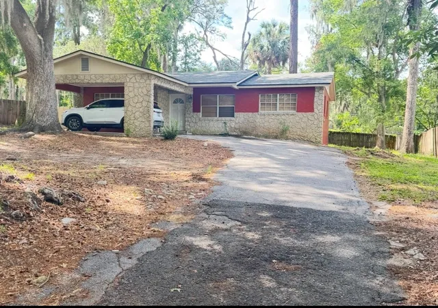 Photo 1 of Single family home for sale at 1338 Ne 16th Street, Ocala, FL 34470 | MLS# OM729586 | Listing updated on 2026-09-22