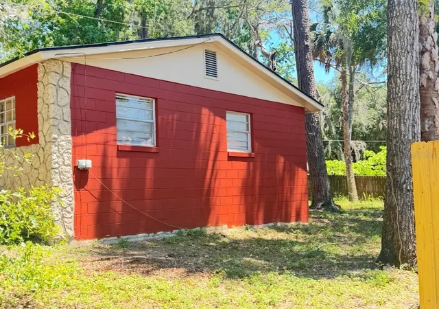 Photo 3 of Single family home for sale at 1338 Ne 16th Street, Ocala, FL 34470 | MLS# OM729586 | Listing updated on 2026-09-22