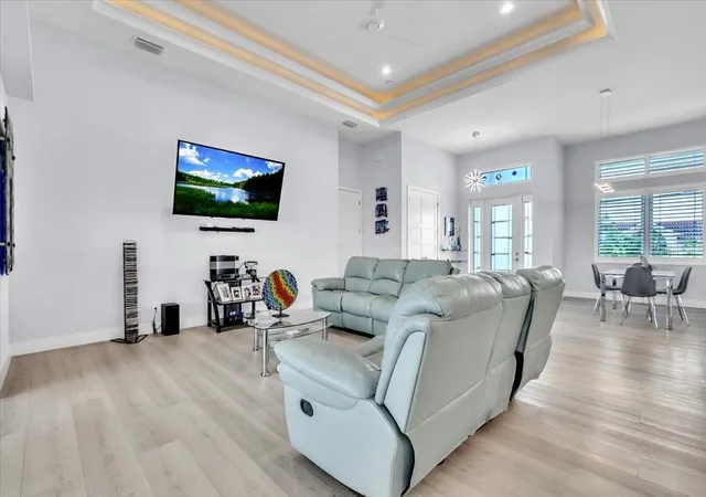 5th image of 630 Coronado Dr, Punta Gorda, FL 33950 | MLS# C7529068