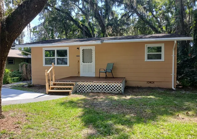 Photo 2 of Single family home for sale at 2005 Jefferson Ave, Sanford, FL 32771 | MLS# O6429878 | Listing updated on 2026-08-20
