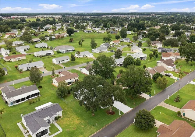 Photo 2 of Single family home for sale at 10435 Se 178th Place, Summerfield, FL 34491 | MLS# G5115863 | Listing updated on 2026-09-14