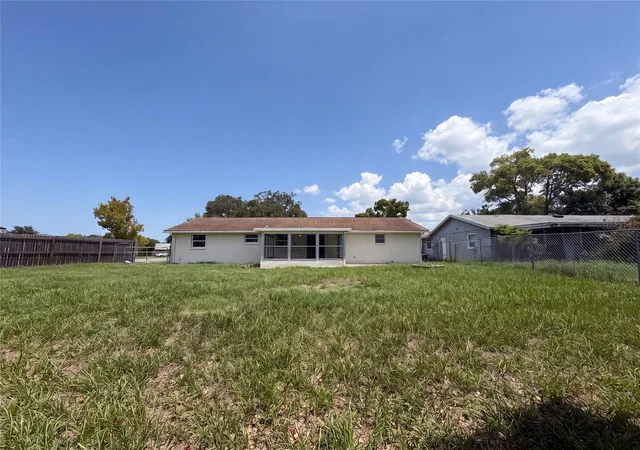 Photo 4 of Single family home for sale at 3518 Gorman Dr, New Port Richey, FL 34655 | MLS# O6429885 | Listing updated on 2026-10-17