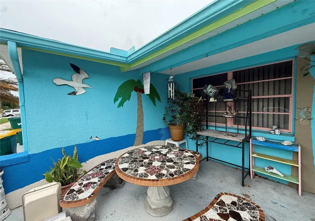 Photo 4 of Single family home for sale at 7301 San Carlos Dr, Port Richey, FL 34668 | MLS# W7888167 | Listing updated on 2026-10-01