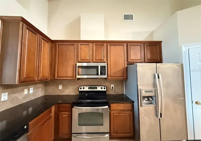 Photo 4 of Single family home for sale at 10856 Breaking Rocks Dr, Tampa, FL 33647 | MLS# TB8534843 | Listing updated on 2026-09-26