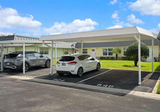 Photo 33 of Condo for sale at 11904 Bayonet Ln, New Port Richey, FL 34654 | MLS# A4701772 | Listing updated on 2026-08-07