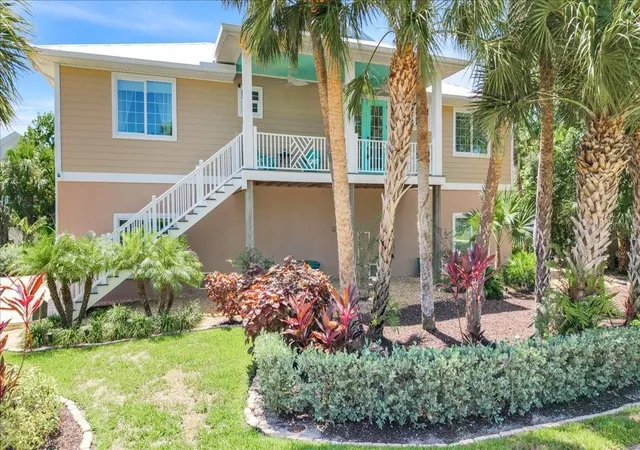Photo 3 of Single family home for sale at 9277 Belding Dr, Sanibel, FL 33957 | MLS# A4701773 | Listing updated on 2026-08-02