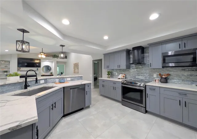 Photo 3 of Single family home for sale at 5101 E Longboat Blvd, Tampa, FL 33615 | MLS# TB8534853 | Listing updated on 2026-09-21